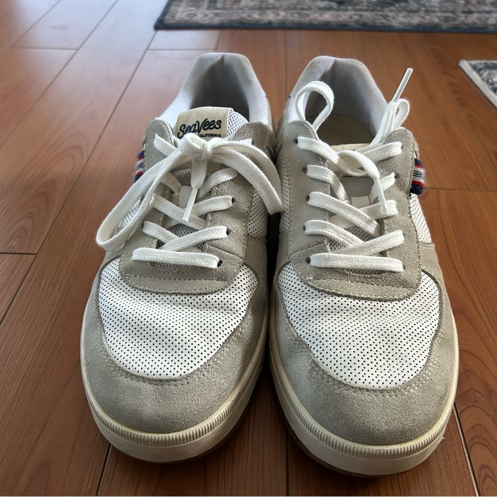 SeaVees Men's Tan and White Sneakers